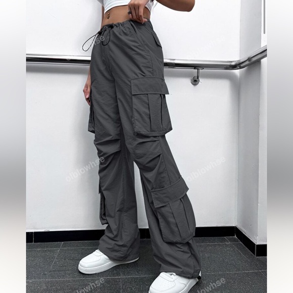 SHEIN Women's Gray Cargo Joggers - Picture 1 of 9